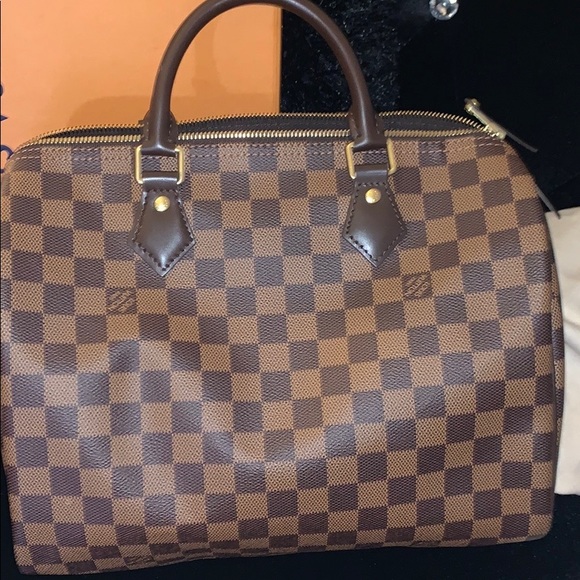 Louis Vuitton Handbags - Louis Vuitton speedy 30